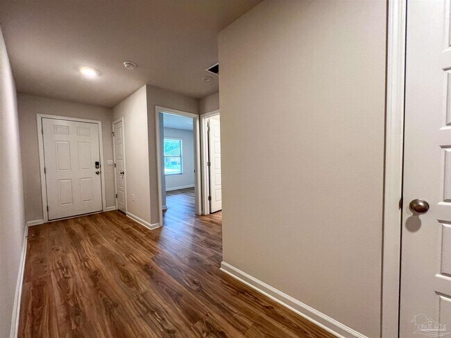 Building Photo - 6351 Burrow Ln