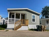 Building Photo - 229 Cardinal Ln