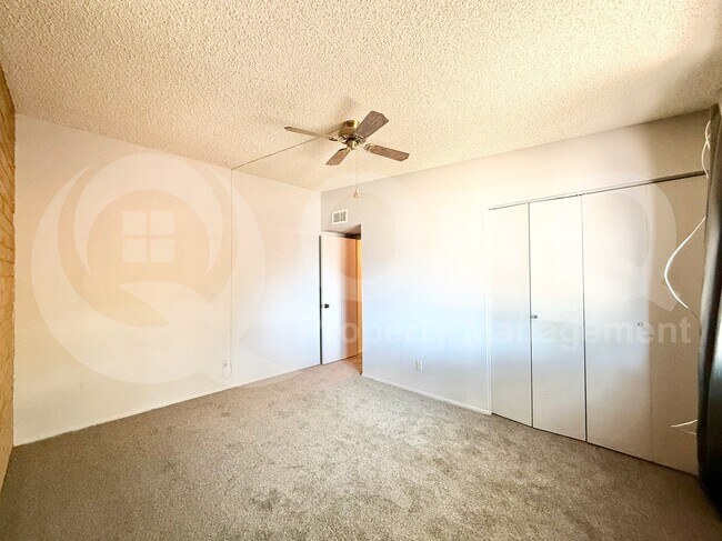 Building Photo - 1413 E Wesleyan Dr