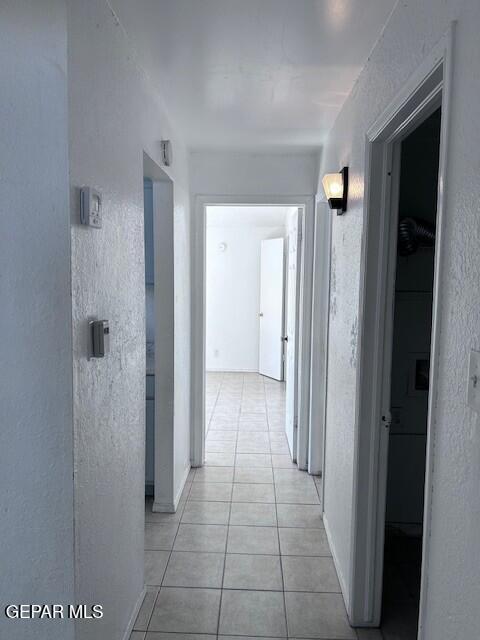 Building Photo - 10213 Silver Strand Pl