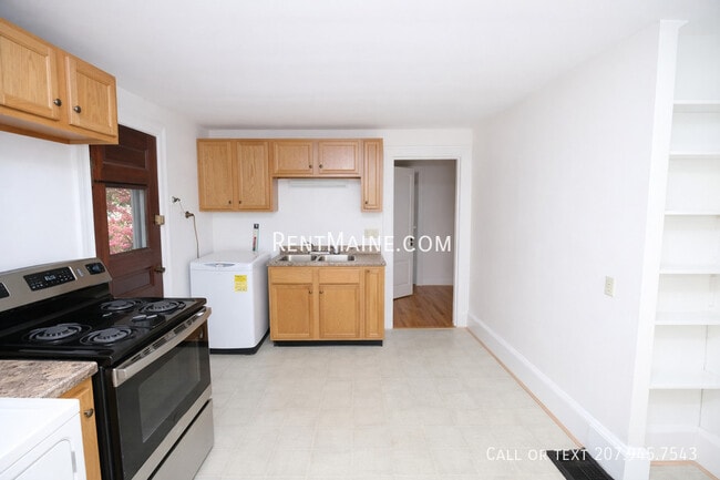 Building Photo - 17 Margin St