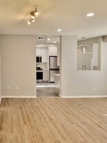 Building Photo - 5736 S King Dr