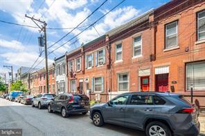 Building Photo - 153 E Allen St