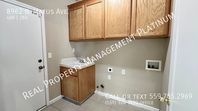 Building Photo - 8962 N Matus Ave