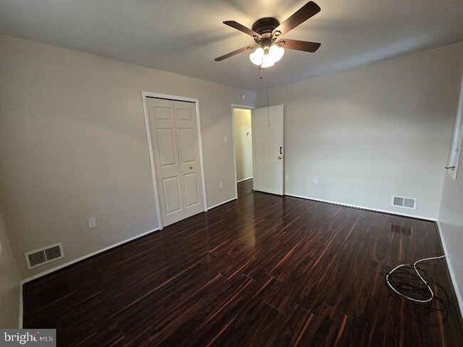 Building Photo - 96 Garner Ave