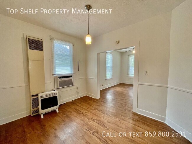 Building Photo - Quaint Two Bedroom House in Harrodsburg