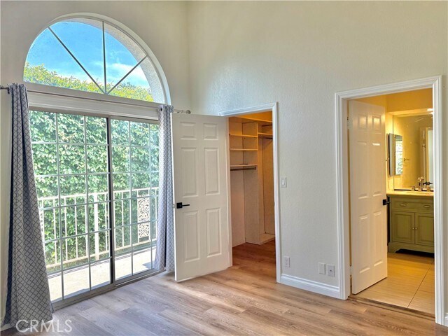 Building Photo - 10420 Bogardus Ave