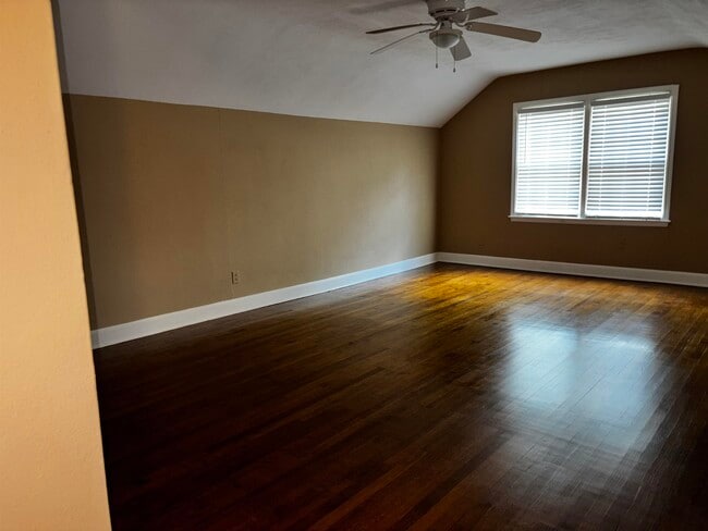 Building Photo - 3646 Walnut Grove Rd