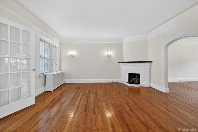 Building Photo - 34-39-39 75th St