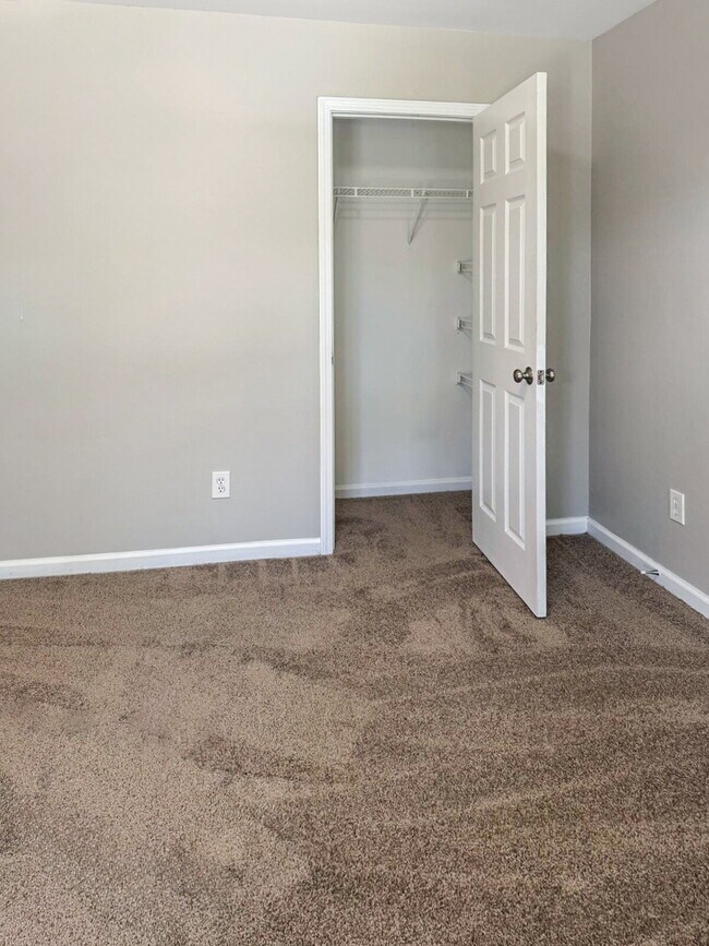 Building Photo - 3720 Gadolinite Trail