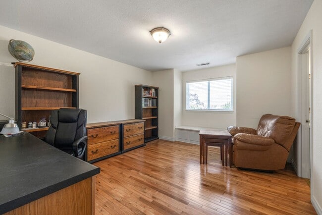 Building Photo - 1781 Quail Ridge Dr