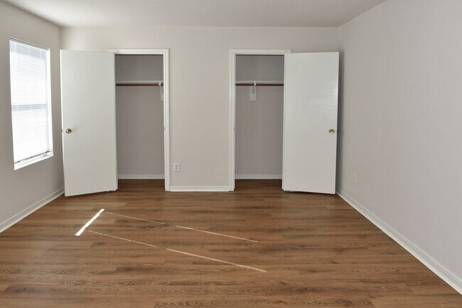 Building Photo - 1106 Mossy Branch St