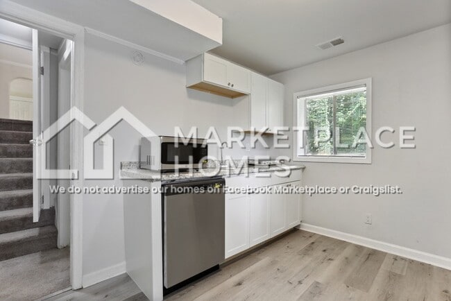 Building Photo - 4407 Kimball Rd SW