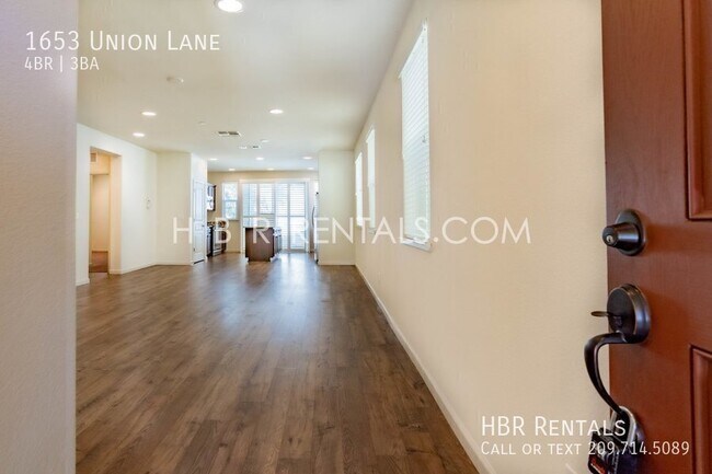 Building Photo - 1653 Union Ln