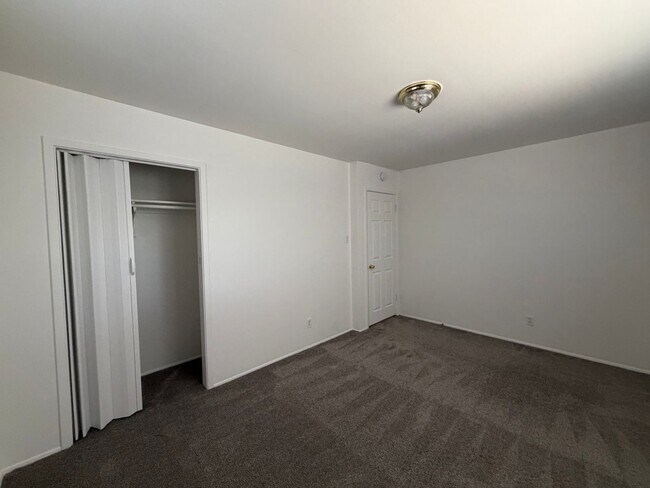 Building Photo - 4712 Palo Duro Ave NE