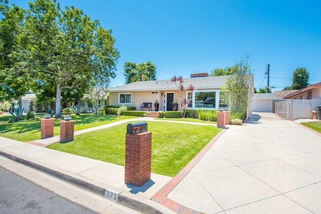 Building Photo - Welcome to Newport Beach