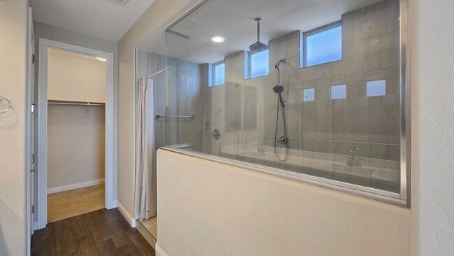 Building Photo - Private Pool in excellent newer neighborhood!