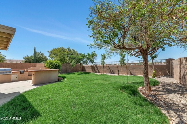 Building Photo - 3617 E Potter Dr