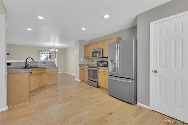 Building Photo - 16245 E Phillips Dr