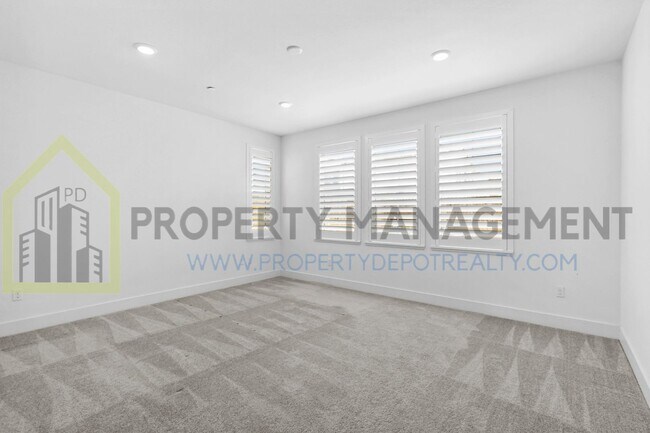 Building Photo - Stunning New 4 Bed / 3 Bath Home | Built i...