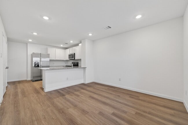 Building Photo - 12239 Shield Crest Ct