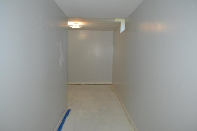 Building Photo - 101 S Garth Ave