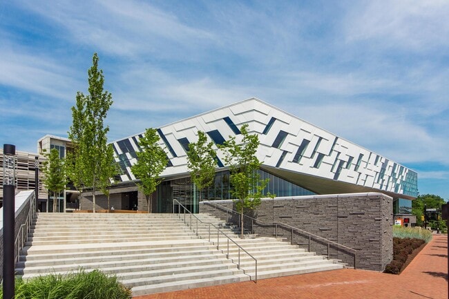 Building Photo - 4186 McCune Ave