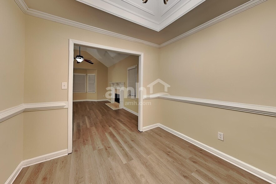 Building Photo - 3150 Parfait Pl