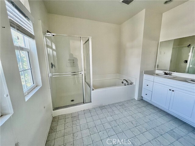 Building Photo - 5955 Ginger Dr