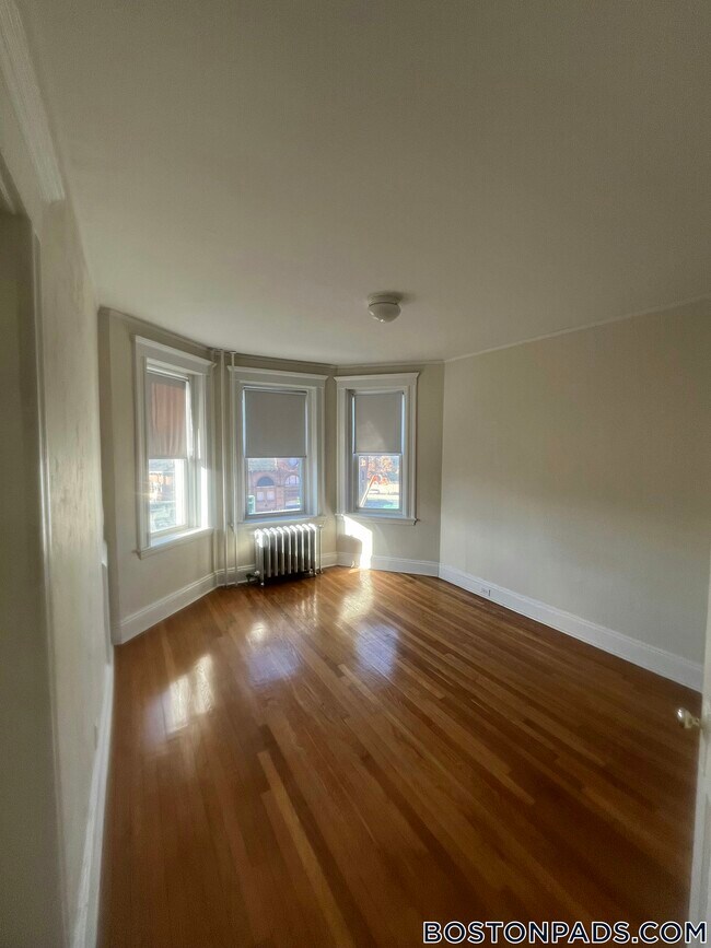 Building Photo - 1171 Boylston St