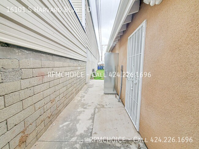 Building Photo - 16101 Harvard Blvd