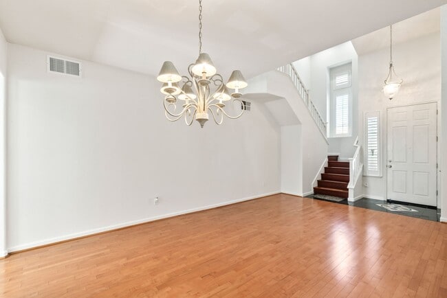 Building Photo - Your Next Home Is Ready!