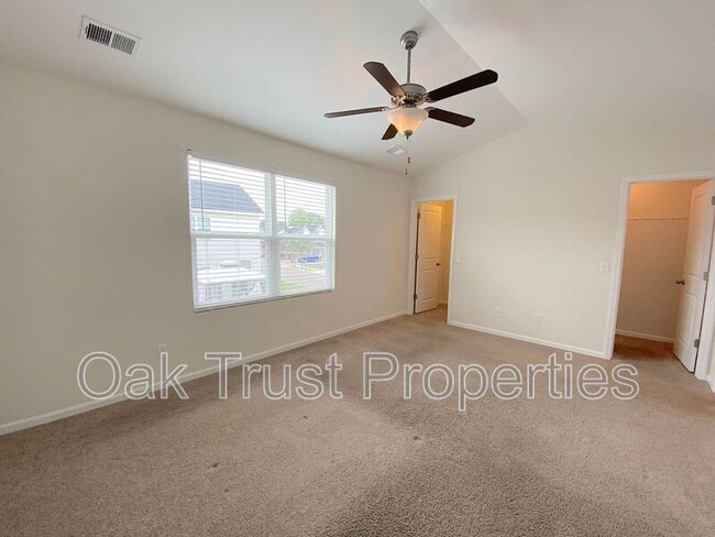 Building Photo - 9054 Parlor Dr