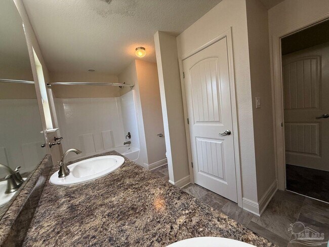 Building Photo - 3890 Weatherstone Cir