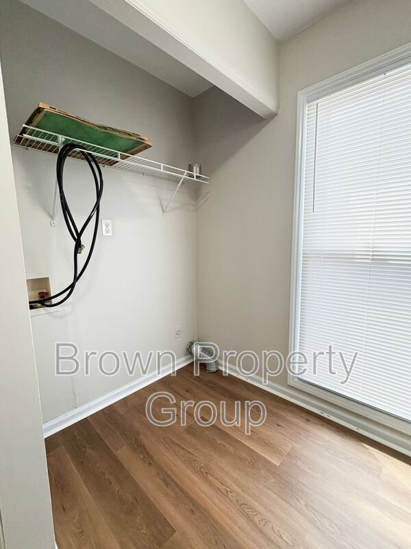 Building Photo - 414 Cumbrian Ct