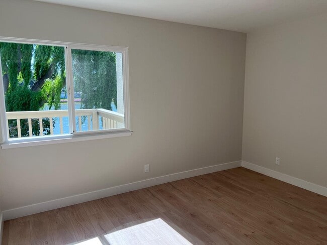 Building Photo - 210 Beach Park Blvd