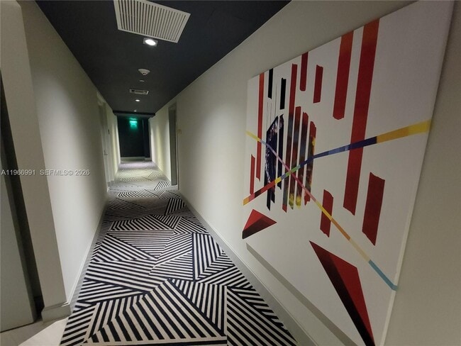 Building Photo - 45 SW 9th St