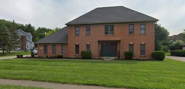 Building Photo - Stunning 4 Bedroom 3.5 Bath Home
