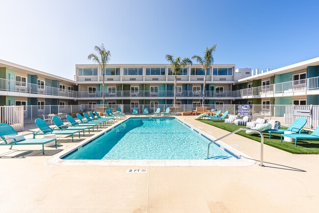 Building Photo - ArtHaus Jack London