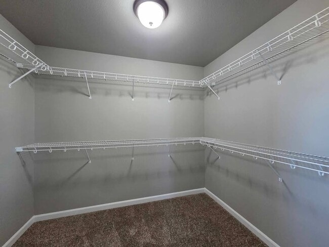 Building Photo - Stunning 3 Bedroom Home In Quincy!