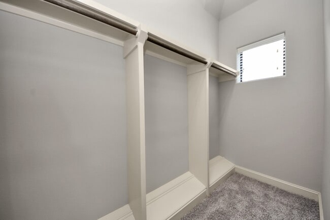 Building Photo - 1831 Dart St