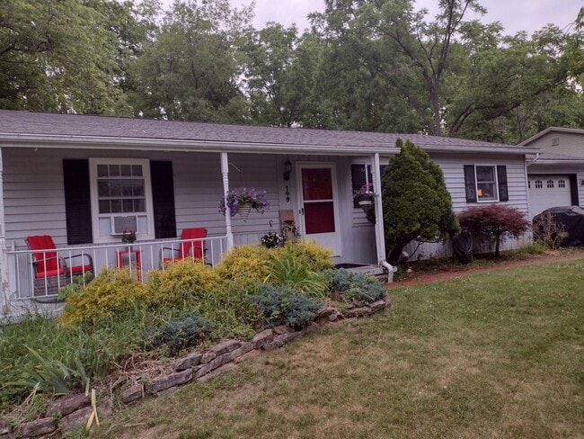 Primary Photo - 3 Bedroom House in Houserville For Rent Dec 22, 2025