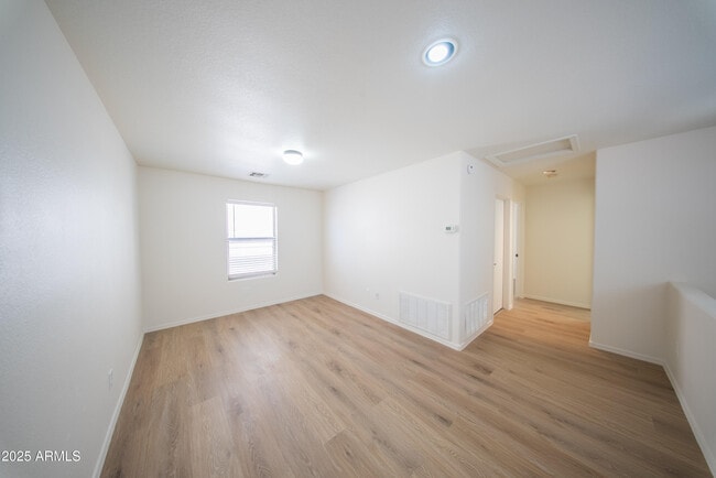 Building Photo - 21160 E Avenida Del Valle