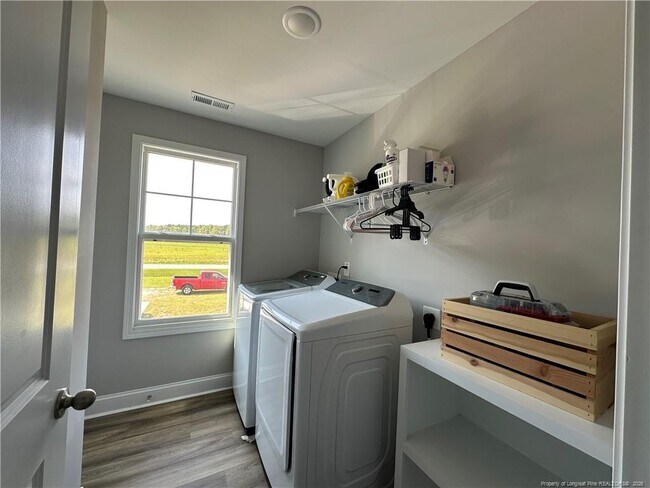 Building Photo - 1605 Ranch House Ct