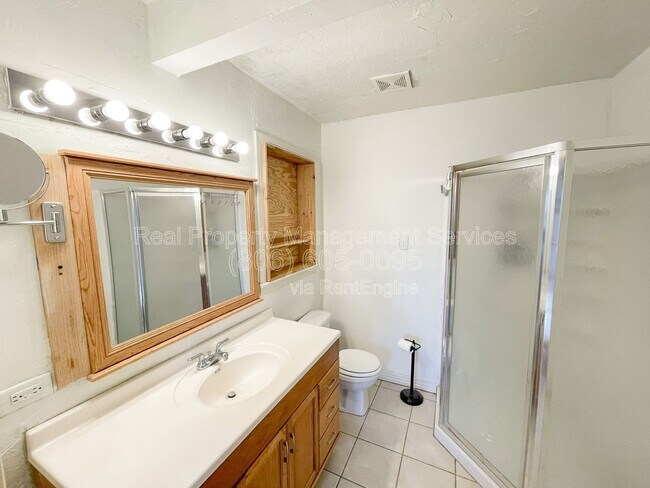 Building Photo - 3105 44th St