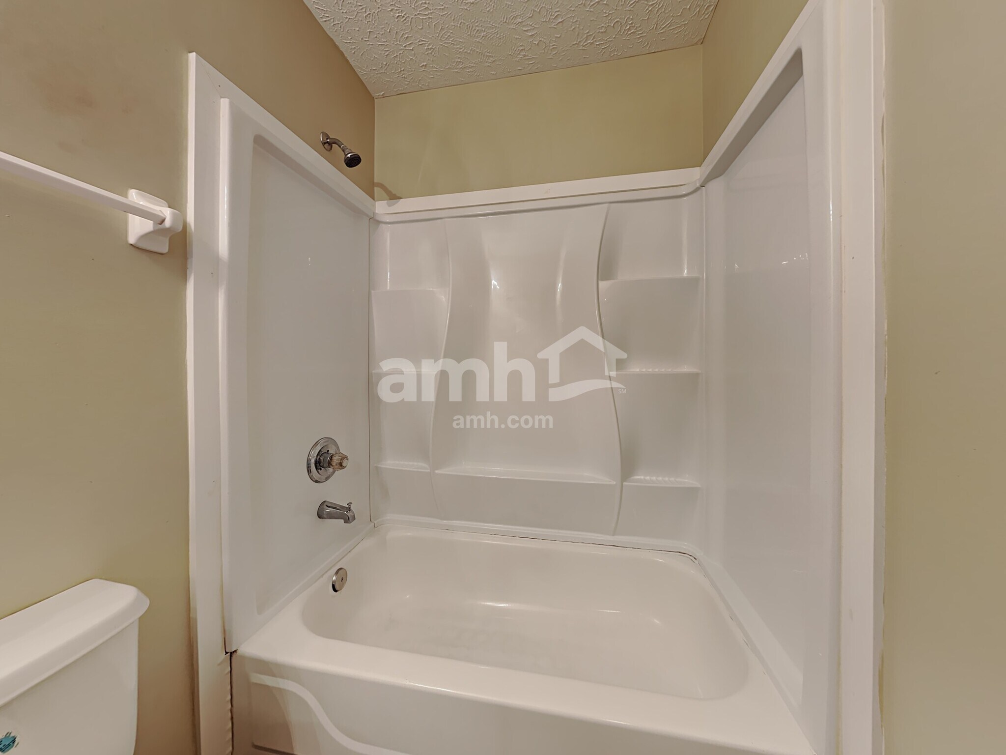 Building Photo - 6647 Hilmar Dr