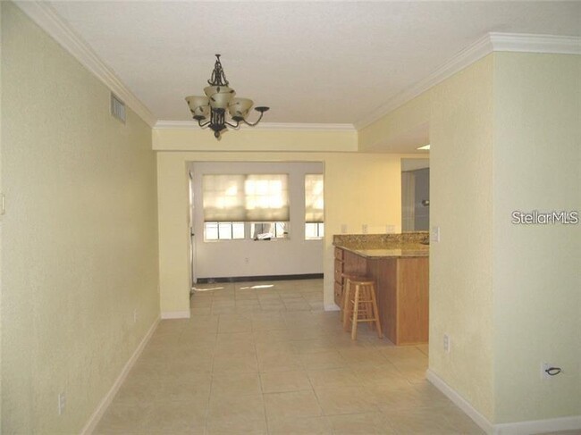 Building Photo - 4158 Tamiami Trl