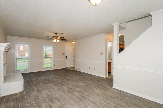 Building Photo - 7293 Schilling Cove E