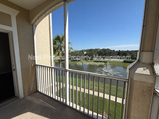 Building Photo - 7801 Point Meadows Dr