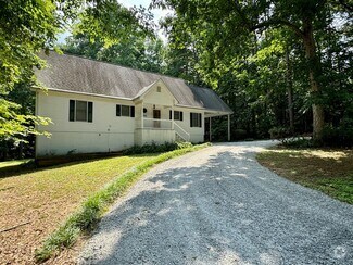 Building Photo - Location, Community, Quality Living. It St...